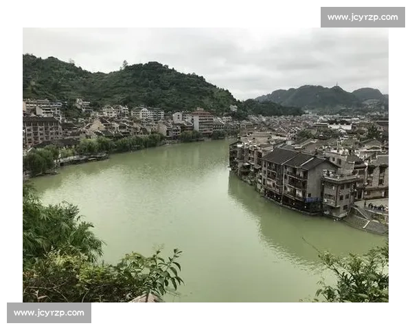 二十年前贵阳行：金庸的棋与百花湖的诗